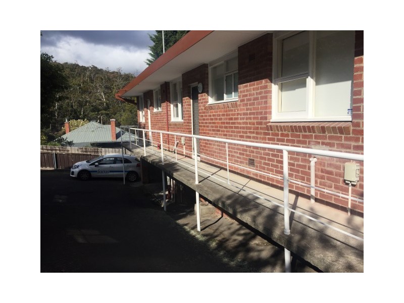 3/21A Boa Vista Road, New Town TAS 7008