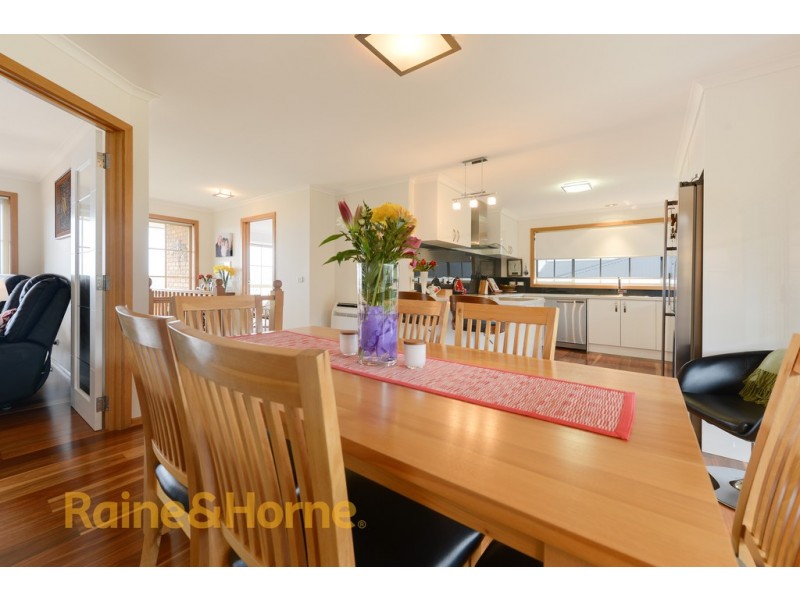 112 OAKDOWNS PARADE, Oakdowns TAS 7019