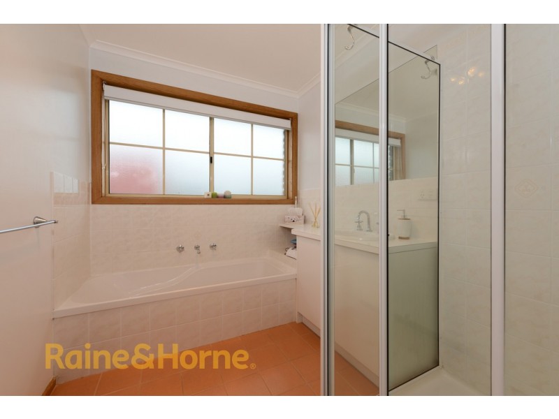 112 OAKDOWNS PARADE, Oakdowns TAS 7019