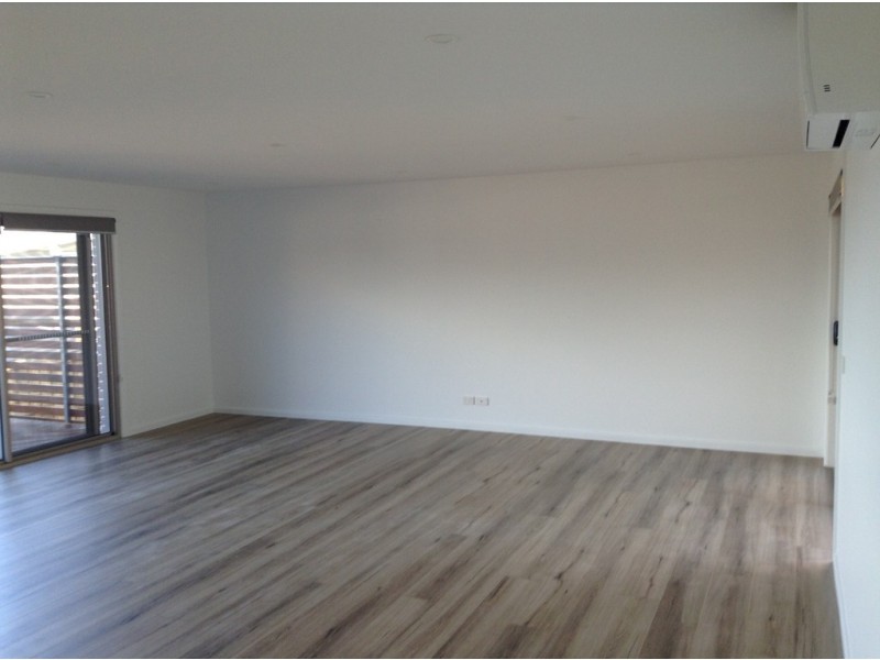 2/2 Cologne Drive, Oakdowns TAS 7019