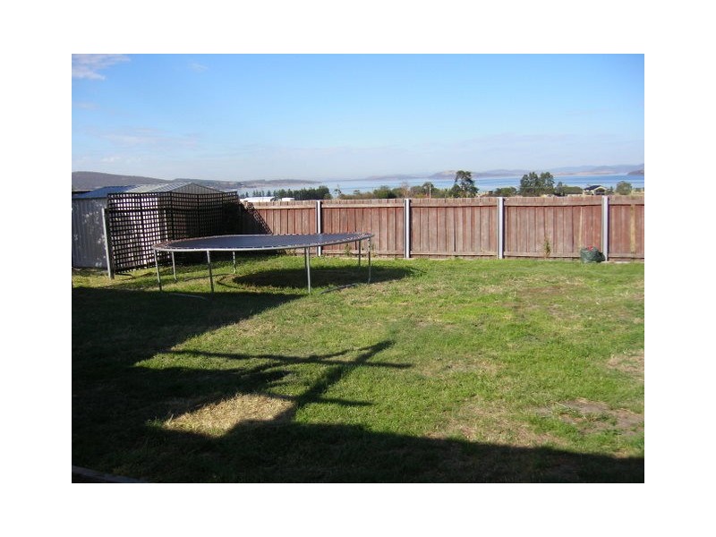 16 Woodleigh Drive, Oakdowns TAS 7019