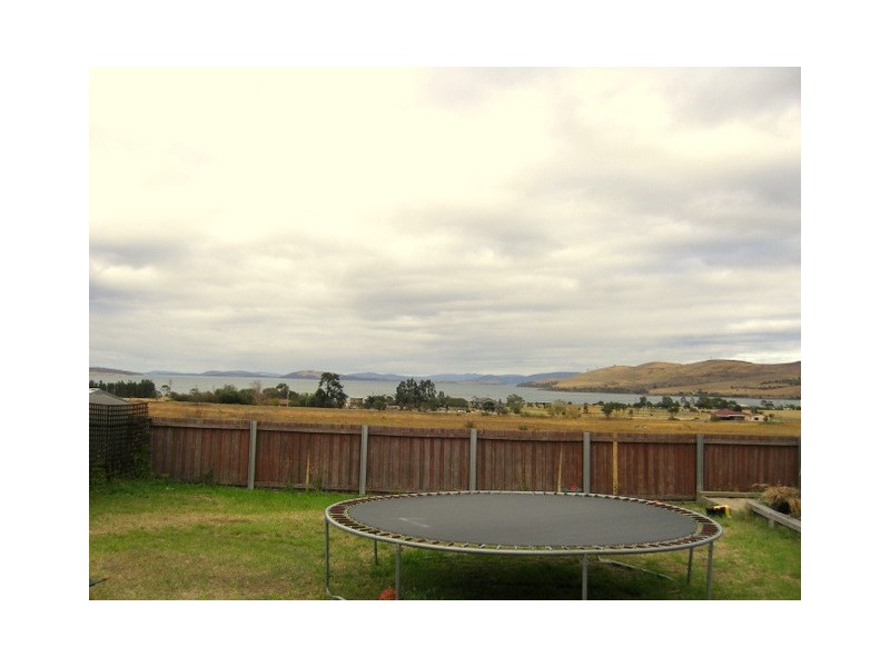 16 Woodleigh Drive, Oakdowns TAS 7019