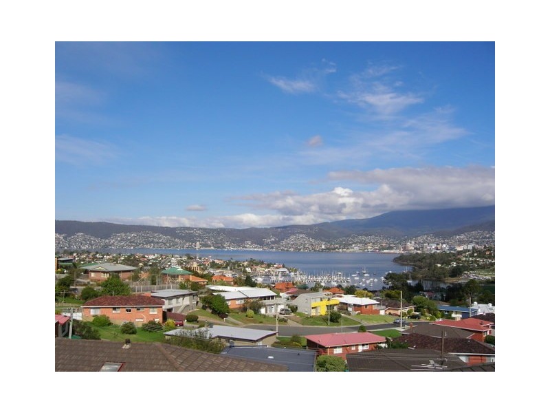 21A Balamara Street, Bellerive TAS 7018