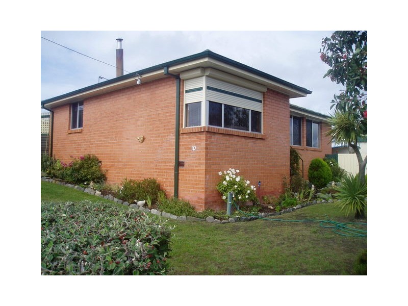 10 Claridge Court, Triabunna TAS 7190