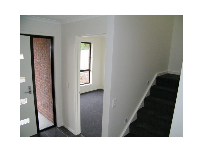 2/9 Sundown Place, Geilston Bay TAS 7015
