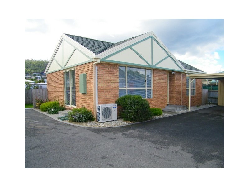 2/58A South Street, Bellerive TAS 7018