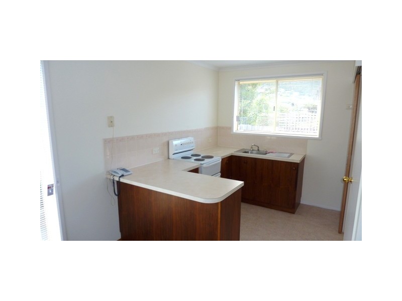 2/58A South Street, Bellerive TAS 7018