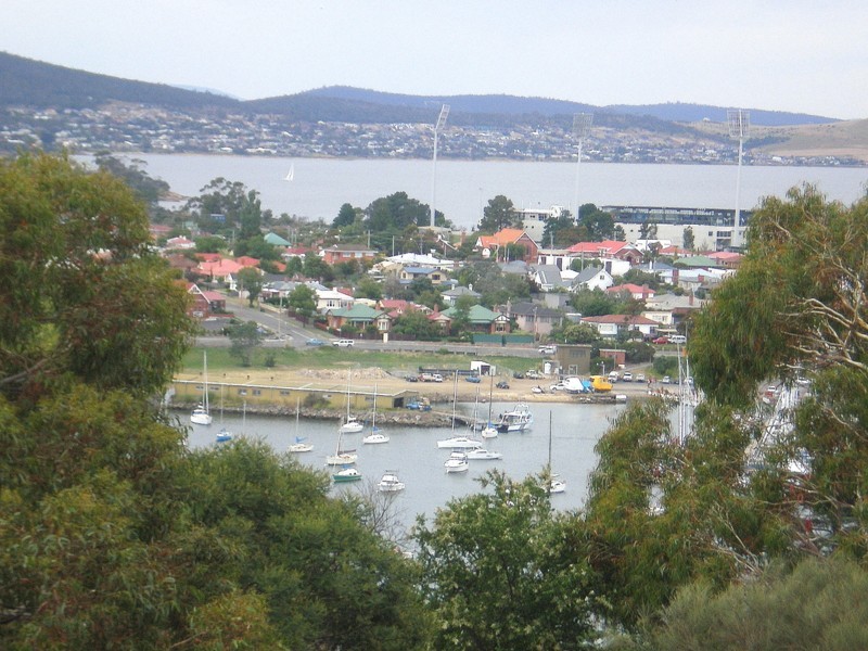 19 Haven Court, Rosny TAS 7018