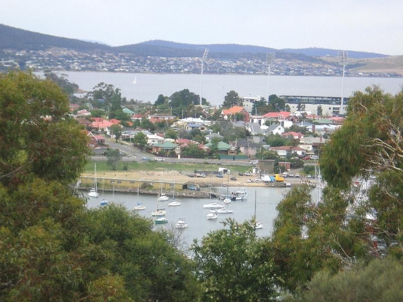 19 Haven Court, Rosny TAS 7018