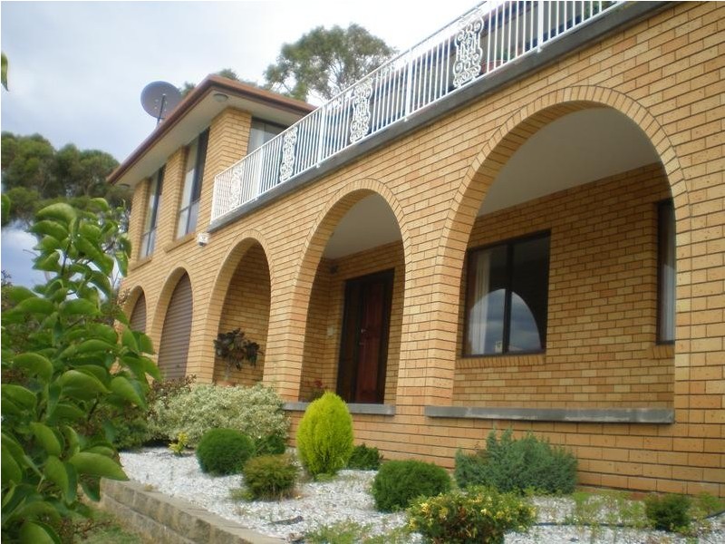 19 Haven Court, Rosny TAS 7018