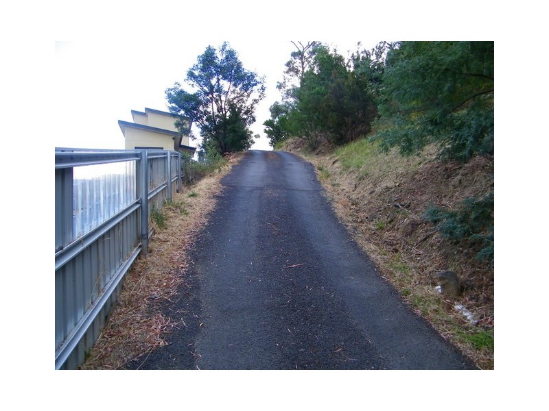 11B Grevillea Avenue, Old Beach TAS 7017