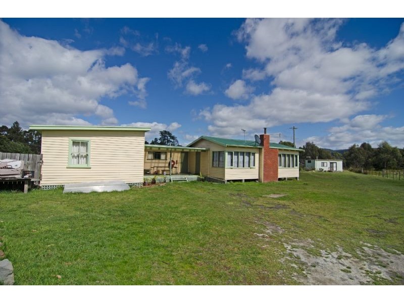 12 Spencer Street, Triabunna TAS 7190