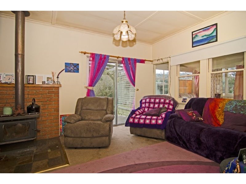 12 Spencer Street, Triabunna TAS 7190