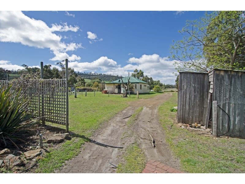 12 Spencer Street, Triabunna TAS 7190