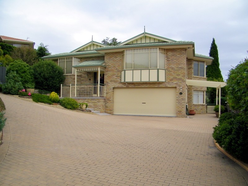 2/20 Minno Court, Howrah TAS 7018