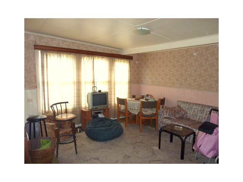 5 Nelumie Street, Lindisfarne TAS 7015