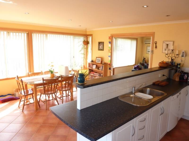 108 Gordons Hill Road, Lindisfarne TAS 7015