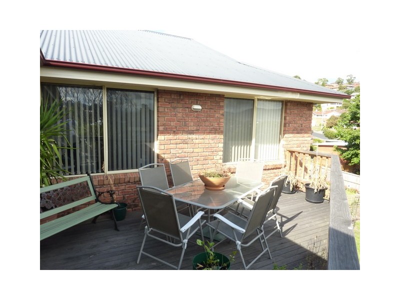 108 Gordons Hill Road, Lindisfarne TAS 7015