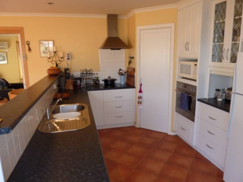 108 Gordons Hill Road, Lindisfarne TAS 7015
