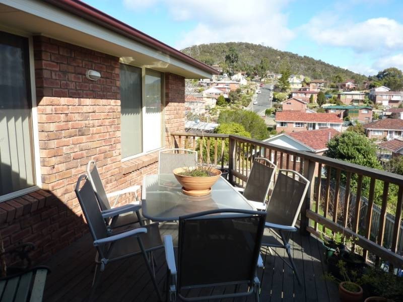 108 Gordons Hill Road, Lindisfarne TAS 7015