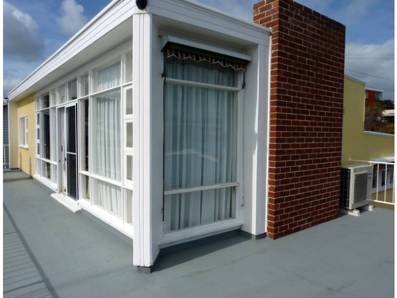 4 Chatsworth Street, Rose Bay TAS 7015