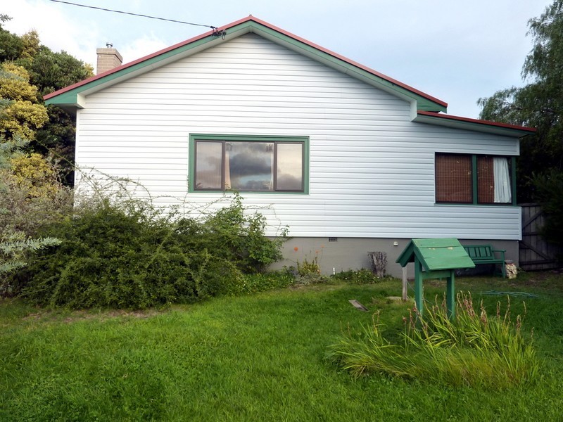 1 Tranmere Road, Howrah TAS 7018