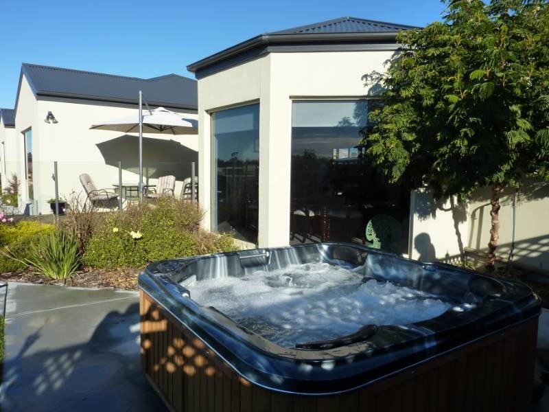 4 Rotary Place, Acton Park TAS 7170