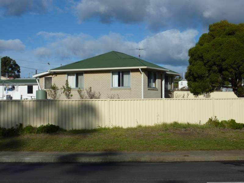 3 Esplanade, Triabunna TAS 7190
