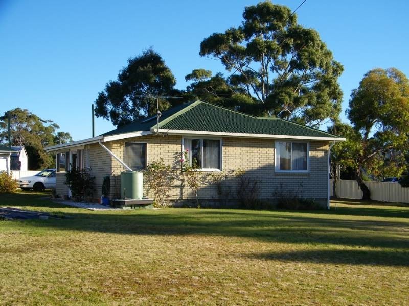 3 Esplanade, Triabunna TAS 7190