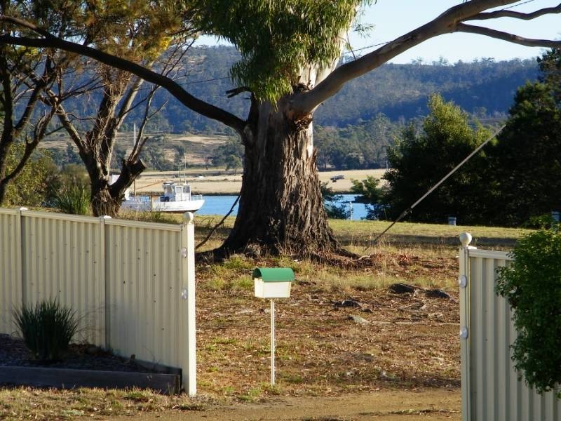 3 Esplanade, Triabunna TAS 7190