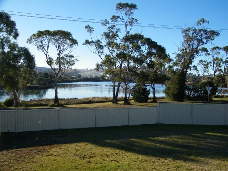 3 Esplanade, Triabunna TAS 7190