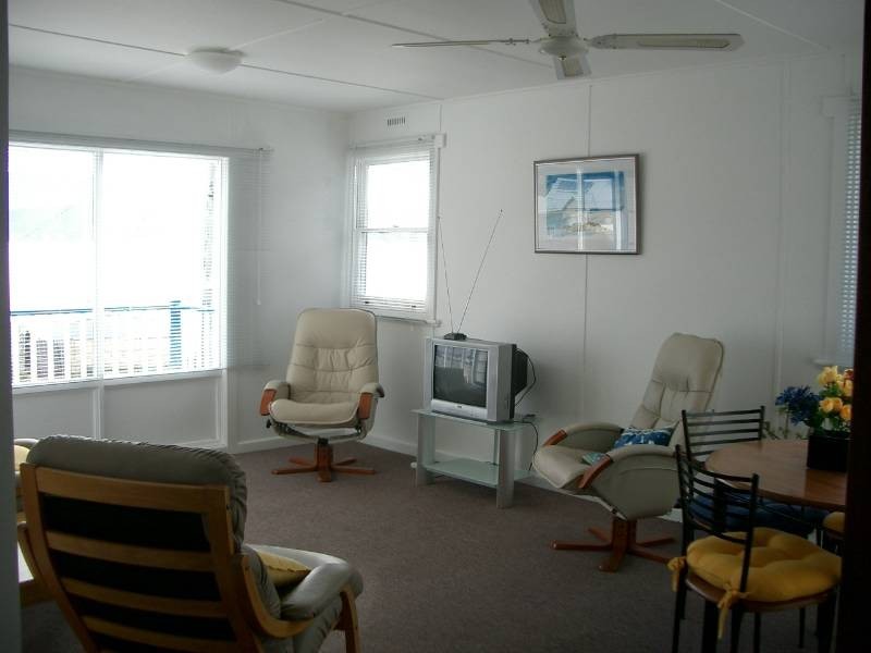 27 Spitfarm Road, Opossum Bay TAS 7023