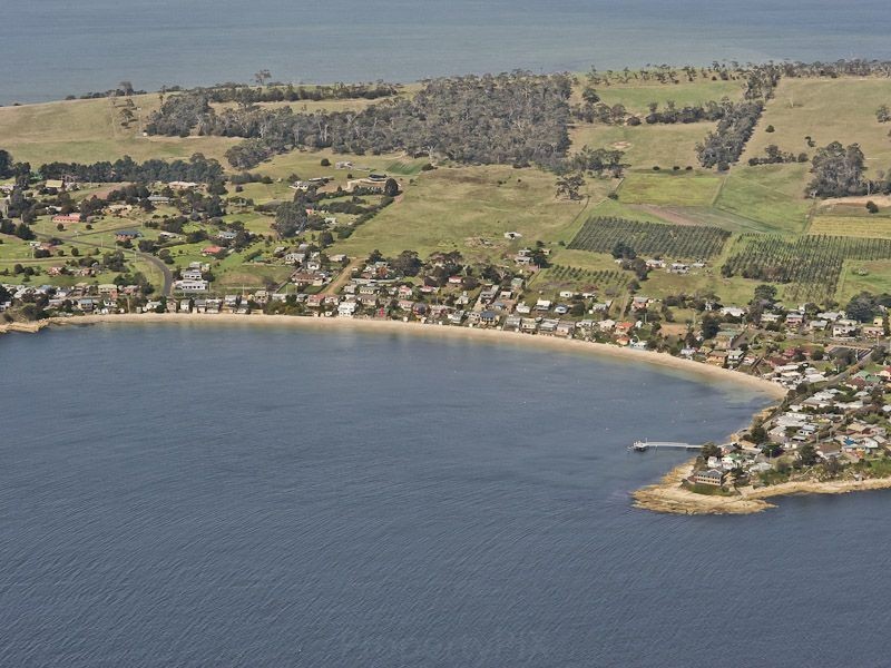 80 Spitfarm Road, Opossum Bay TAS 7023