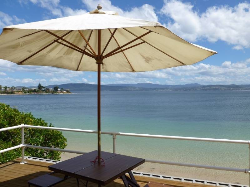 80 Spitfarm Road, Opossum Bay TAS 7023