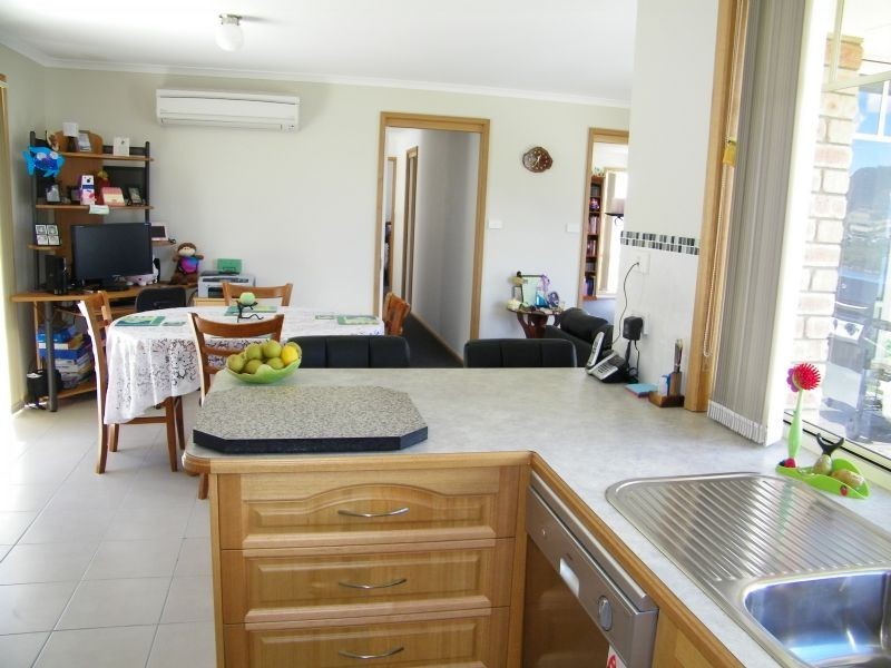 39 Grevillea Avenue, Old Beach TAS 7017