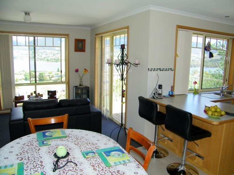 39 Grevillea Avenue, Old Beach TAS 7017