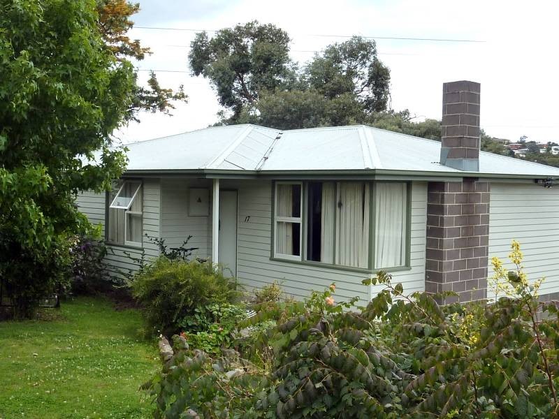 17 Balcumbi Street, Mornington TAS 7018