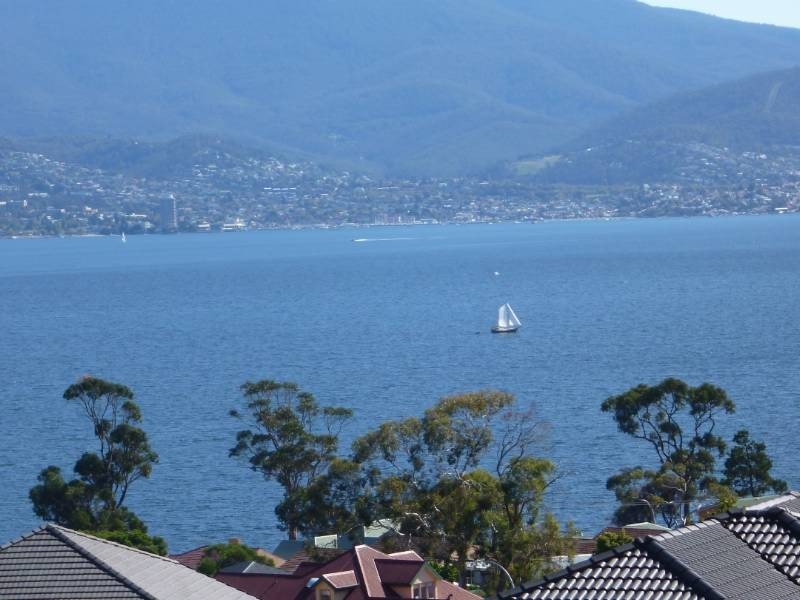 643 Oceana Drive, Tranmere TAS 7018
