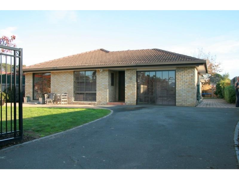 42 Winston Avenue, Seven Mile Beach TAS 7170