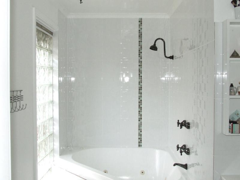 42 Winston Avenue, Seven Mile Beach TAS 7170