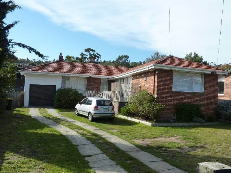 40 Henley Street, Lindisfarne TAS 7015