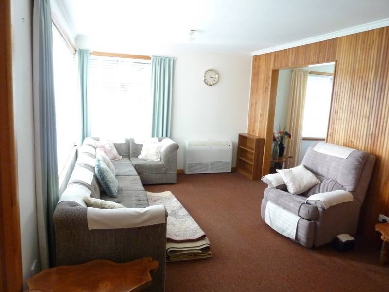 9 Pinaroo Court, Howrah TAS 7018