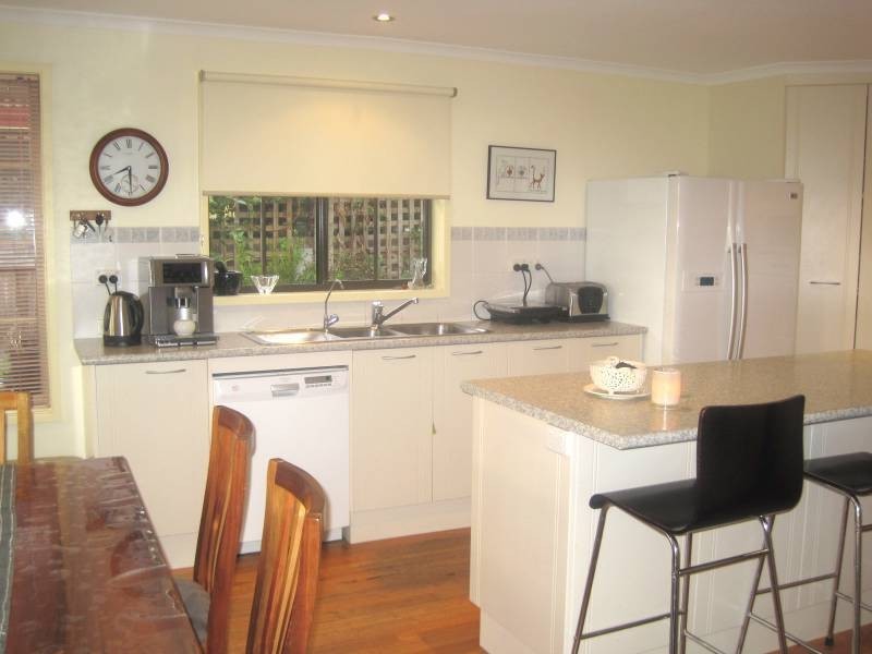 42 Winston Avenue, Seven Mile Beach TAS 7170