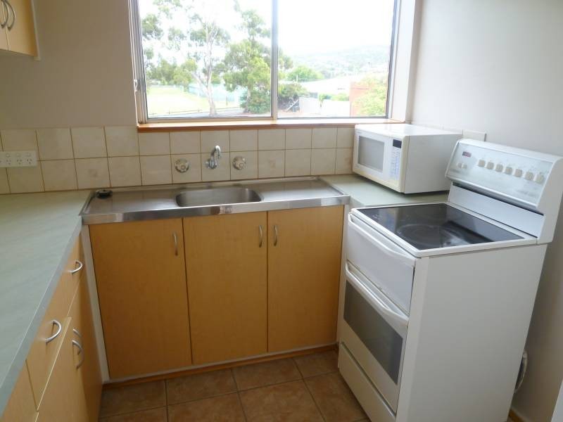 10/175 Clarence St, Howrah TAS 7018