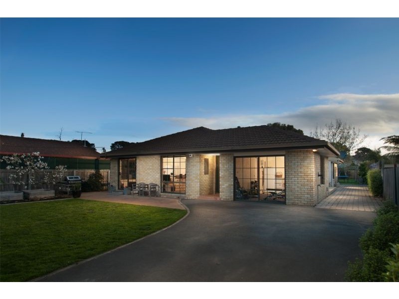 42 Winston Avenue, Seven Mile Beach TAS 7170