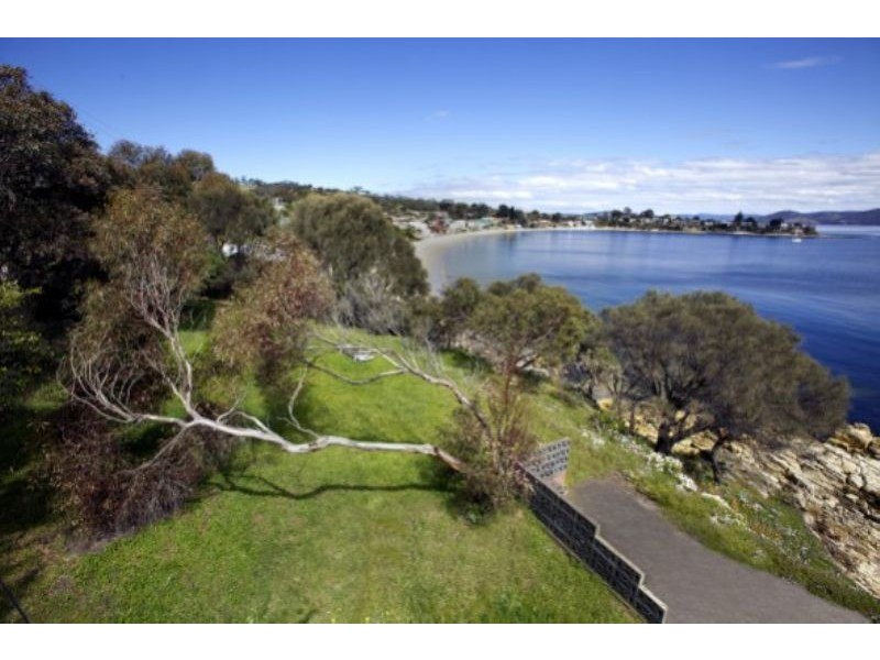 98 Spitfarm Road, Opossum Bay TAS 7023