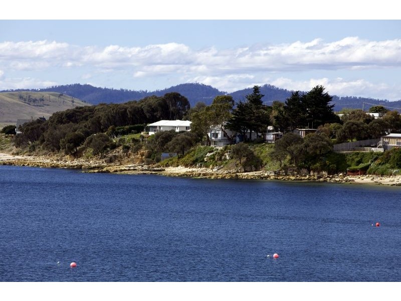 98A Spitfarm Road, Opossum Bay TAS 7023