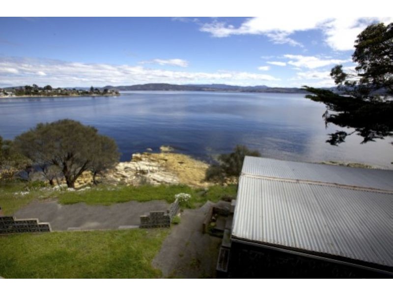 98A Spitfarm Road, Opossum Bay TAS 7023