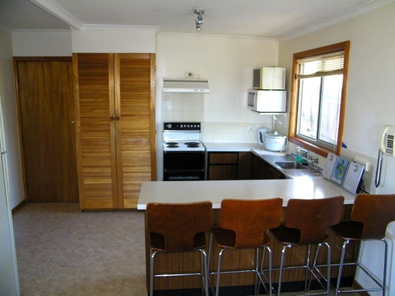 92 Barton Avenue, Triabunna TAS 7190