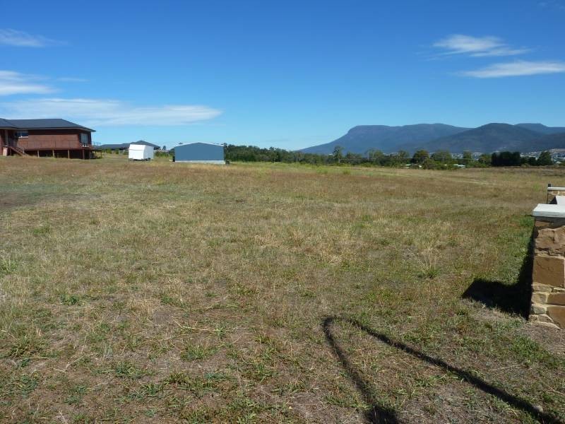 2 Riviera Drive, Old Beach TAS 7017